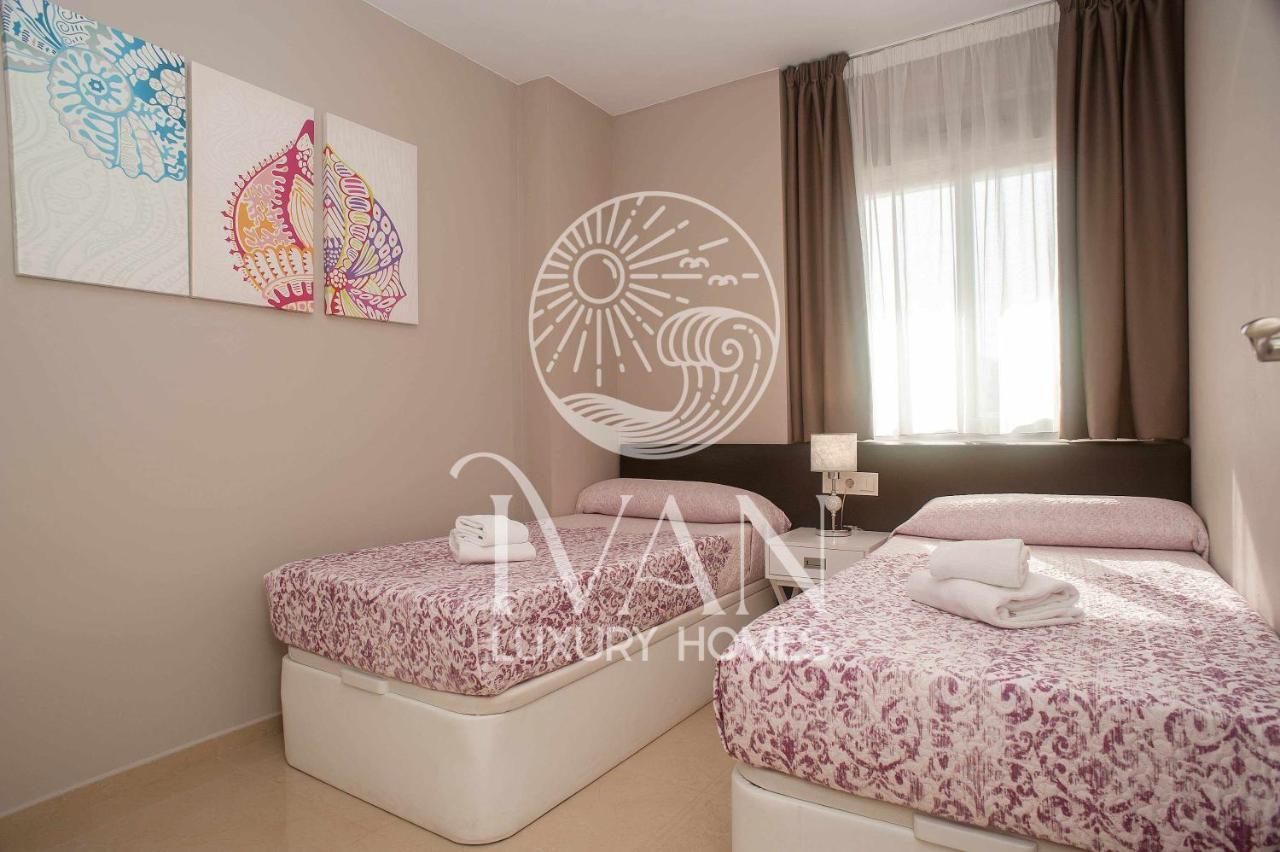 Casa Yarina - Iván Luxury Homes - 1ª Planta - Sur - 1ª Linea de Playa Oropesa del Mar Exterior foto